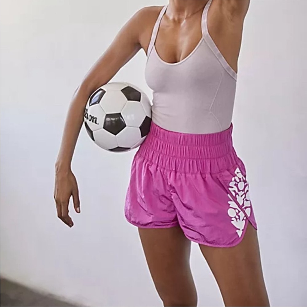 Free People Way Home Logo Shorts Size XS in Vivacious Pink with White Flowers